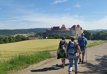 Bockrundweg mit Harburg