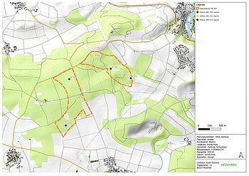 Das Bild stellt auf einer topographischen Karte des Bockbergs die Standorte der geplanten Windenergieanlagen gemäß aktuellem Planungsstand dar