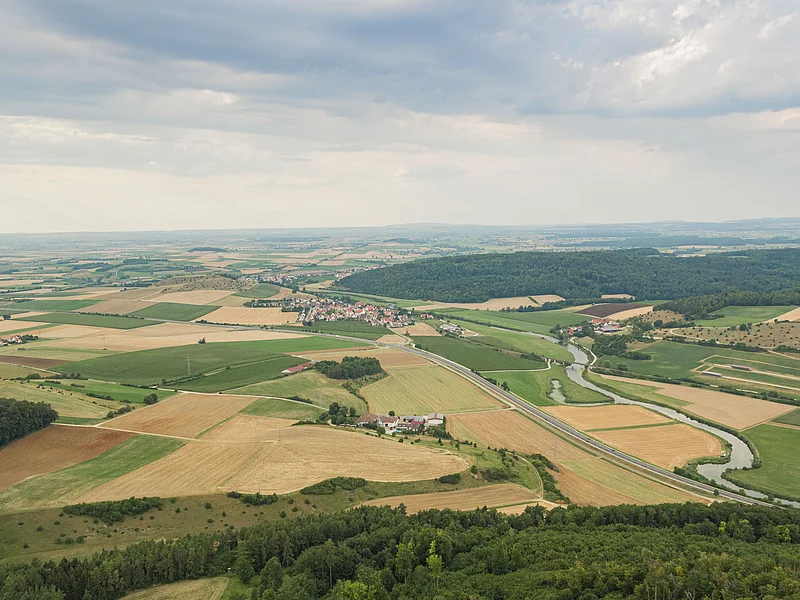 Ausblick vom Bock bei Harburg ins Ries