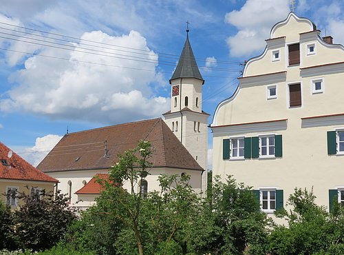 Kirche Mündling