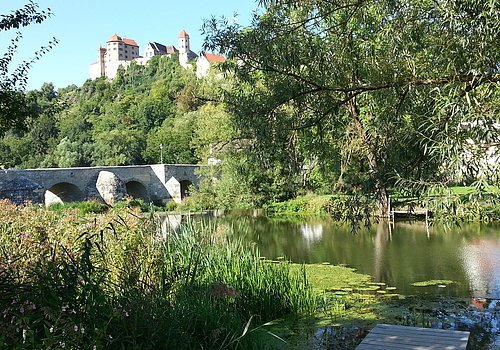 Blick zur Harburg